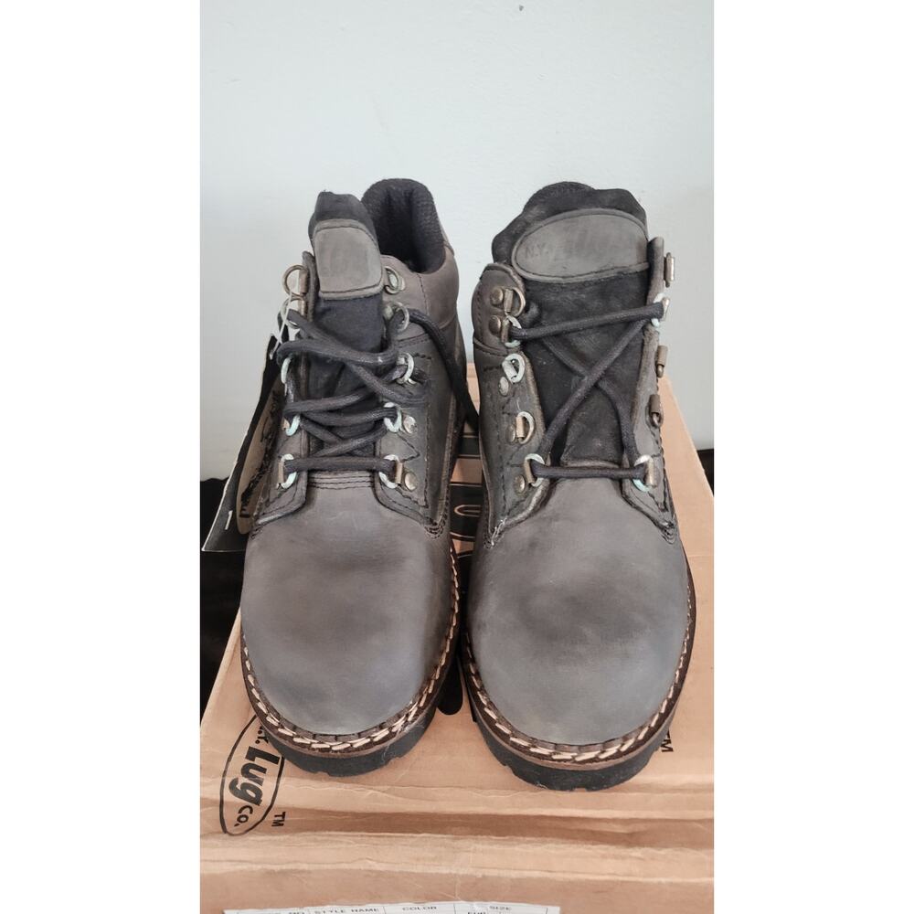 Vintage Lugz NYL Camper Mid Boots Mens Sz 8 Nubuck Work Hiking Boots New In Box